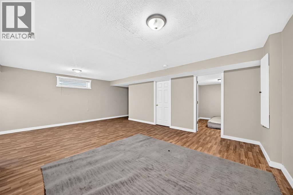 145 Martinvalley Crescent NE - 35