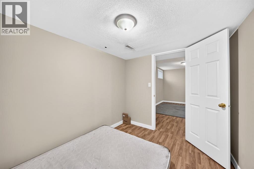 145 Martinvalley Crescent NE - 37