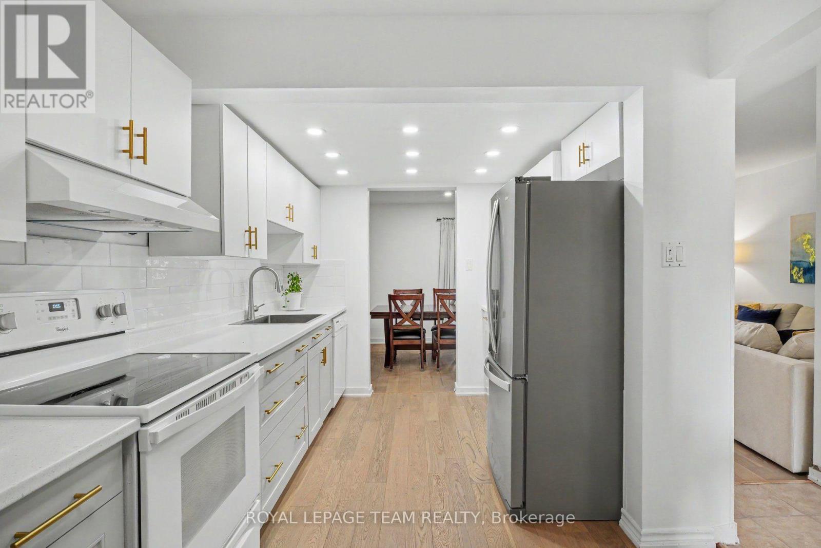 3 Bed, 3 Bath House for Sale in Ottawa – 42 SUNDBACK LANE, Ottawa – MLS# X13541808 - Image 9