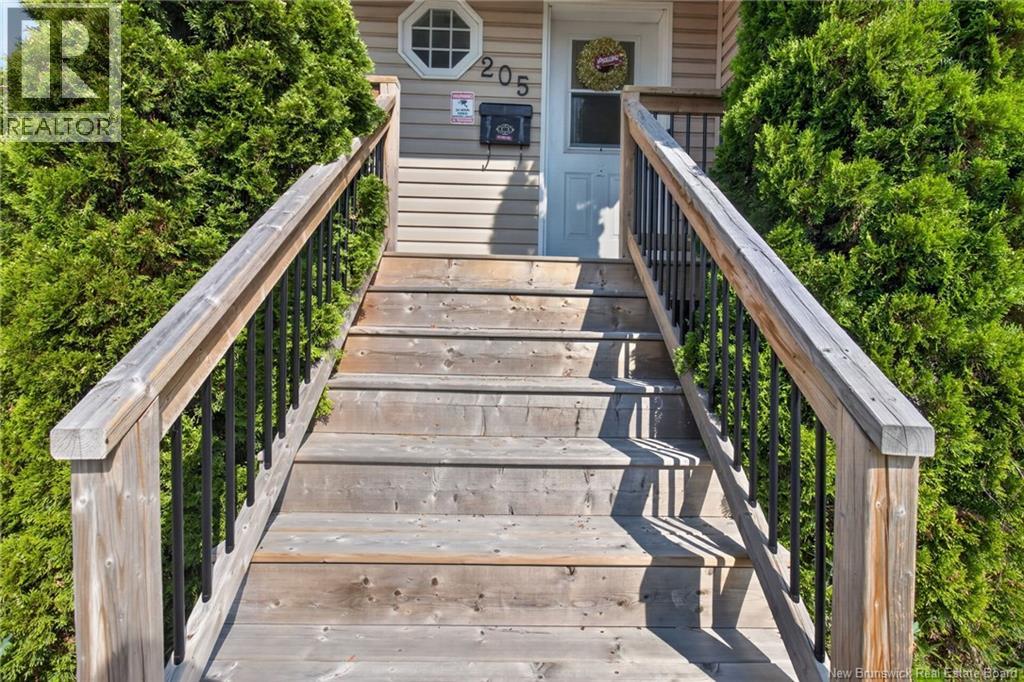 205 Lonsdale Drive, Moncton — photo 3