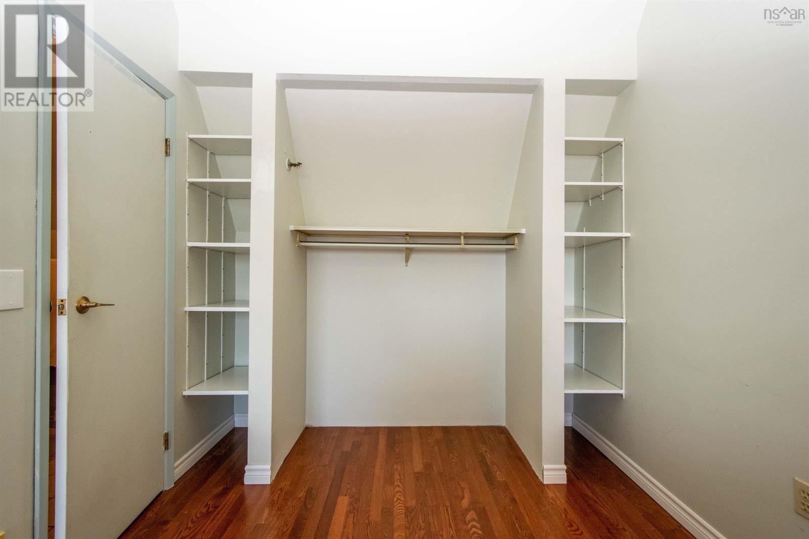 #10 2128 Brunswick Street - 20