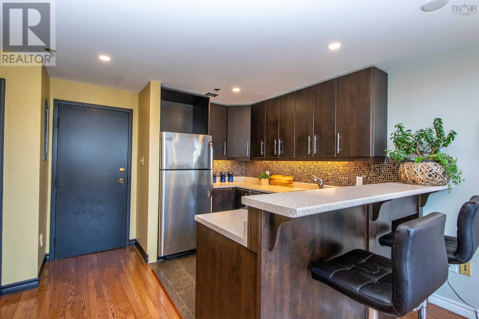 #10 2128 Brunswick Street - 4