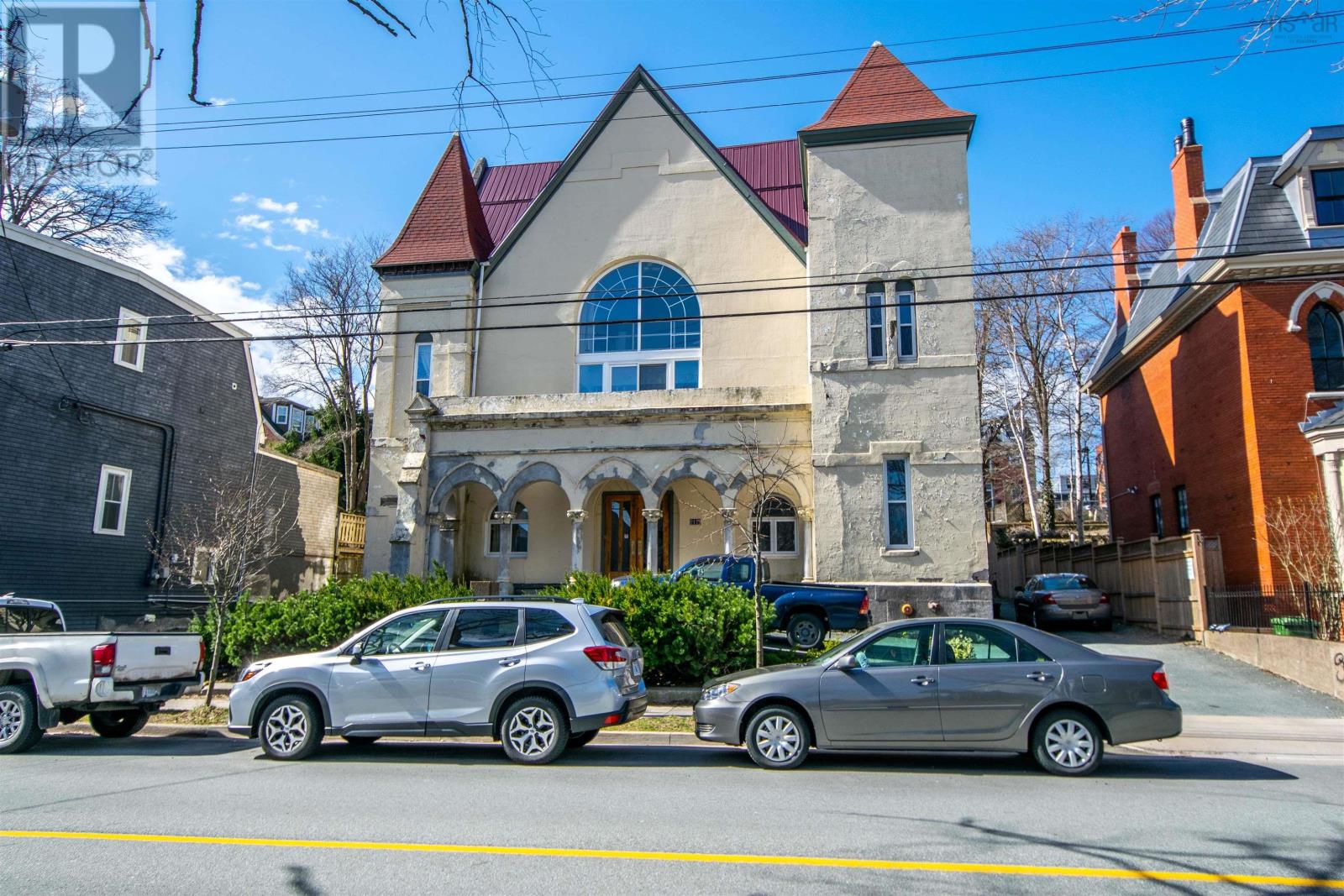 #10 2128 Brunswick Street - 28