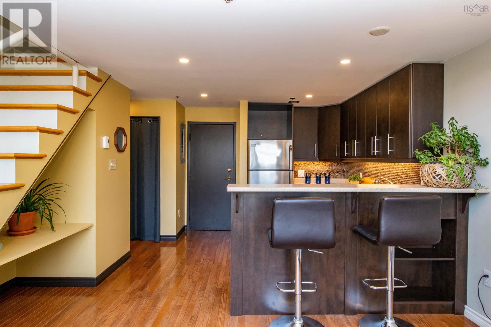 #10 2128 Brunswick Street - 5