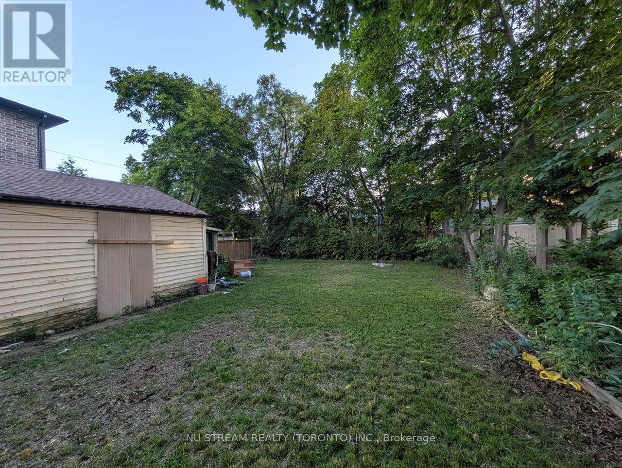 34 FAIRWOOD CRESCENT - 3