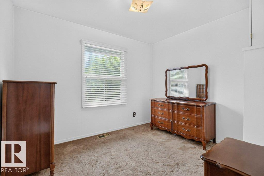 12316 129 ST NW - 17