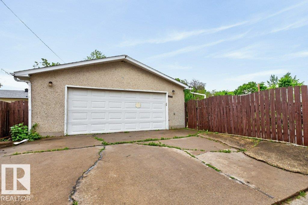 12316 129 ST NW - 37