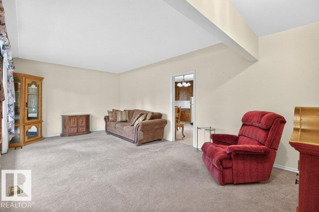 12316 129 ST NW - 4