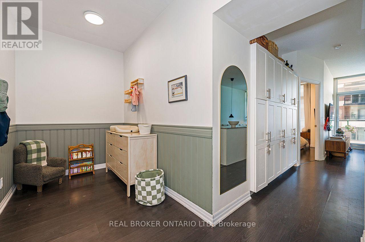 #403 1940 IRONSTONE DRIVE - 7