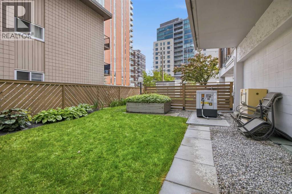 #9E 133 25 Avenue SW - 36