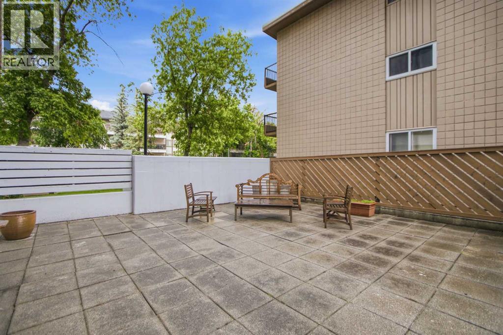 #9E 133 25 Avenue SW - 35