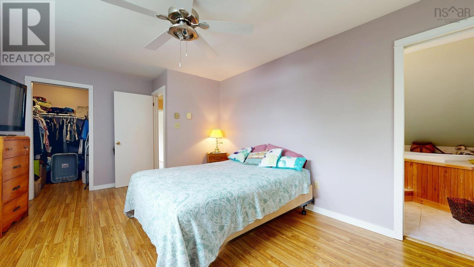 530 Methals Road - 38