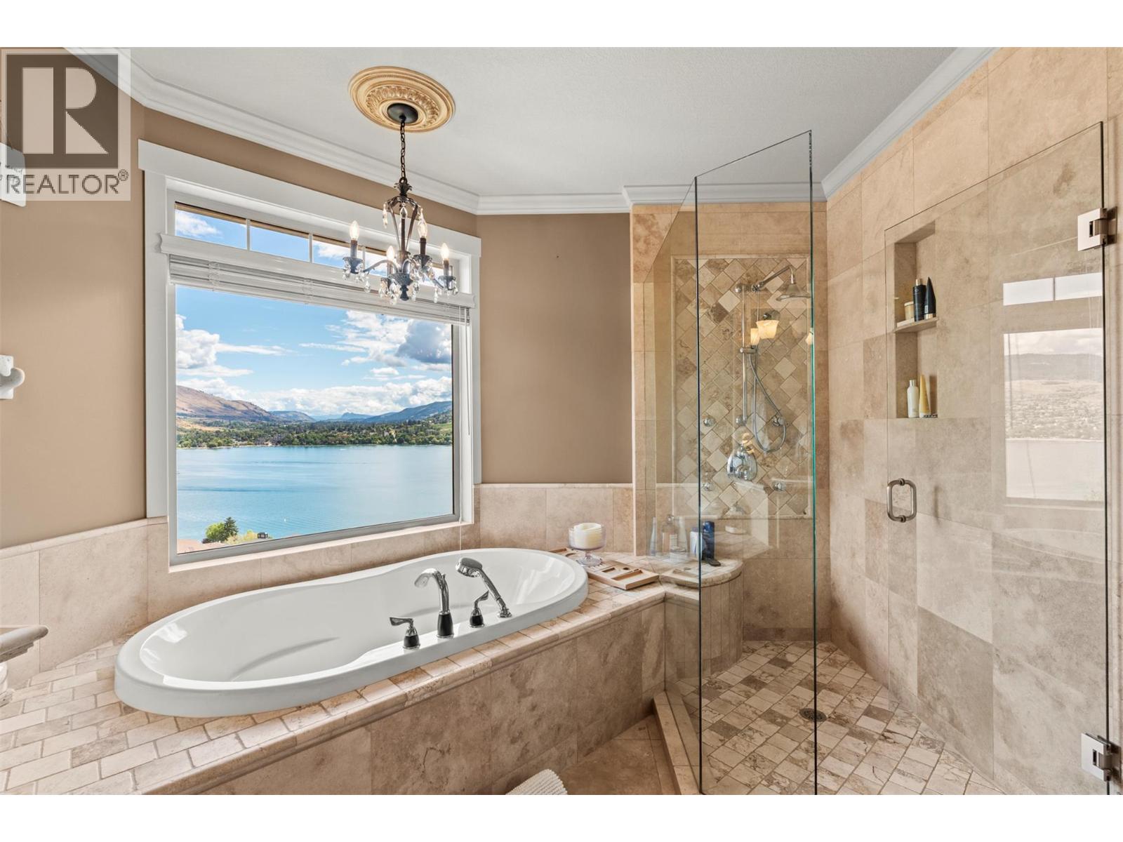 7899 Stoneridge Drive Unit# 3, Coldstream