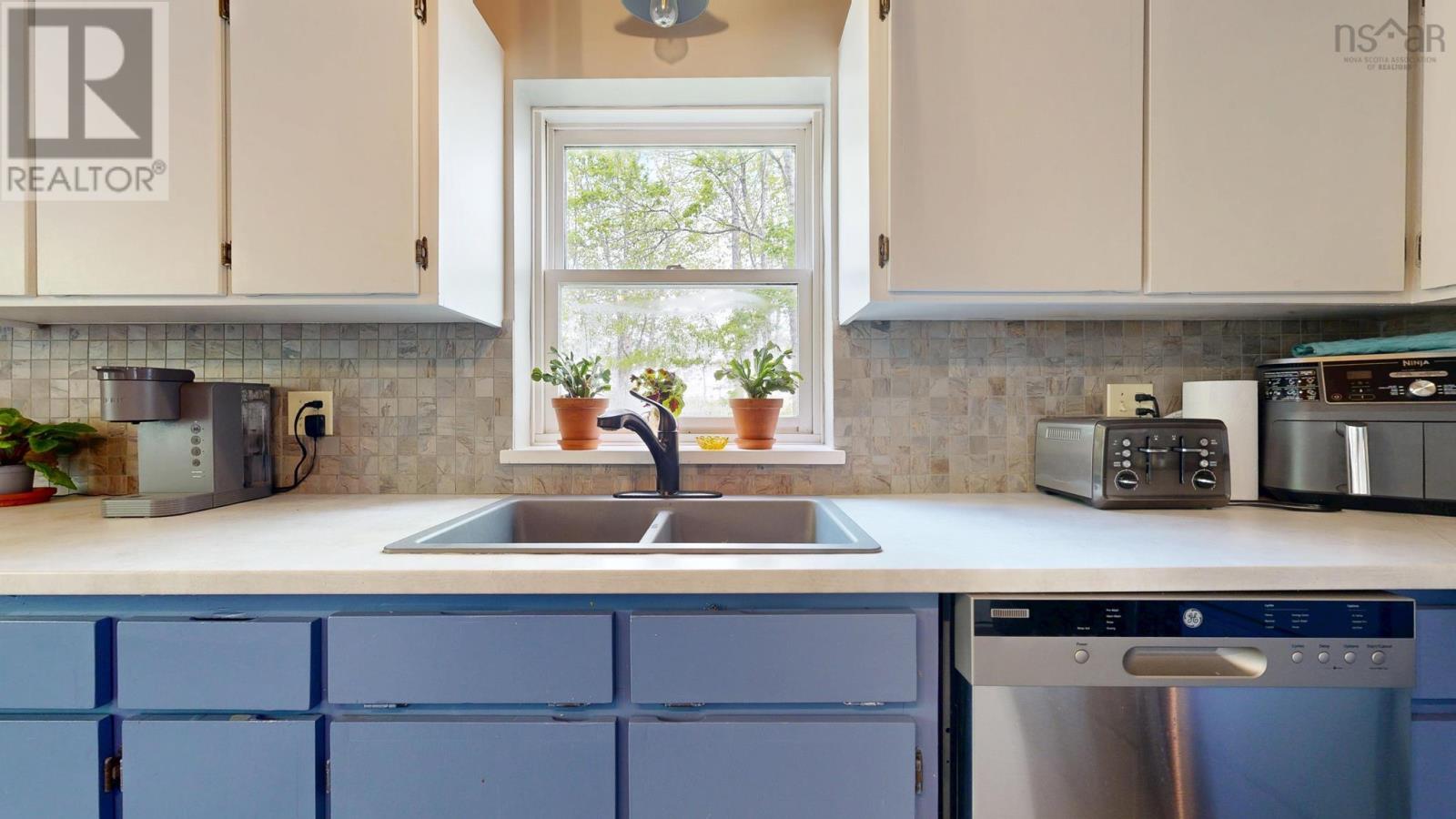 530 Methals Road - 30