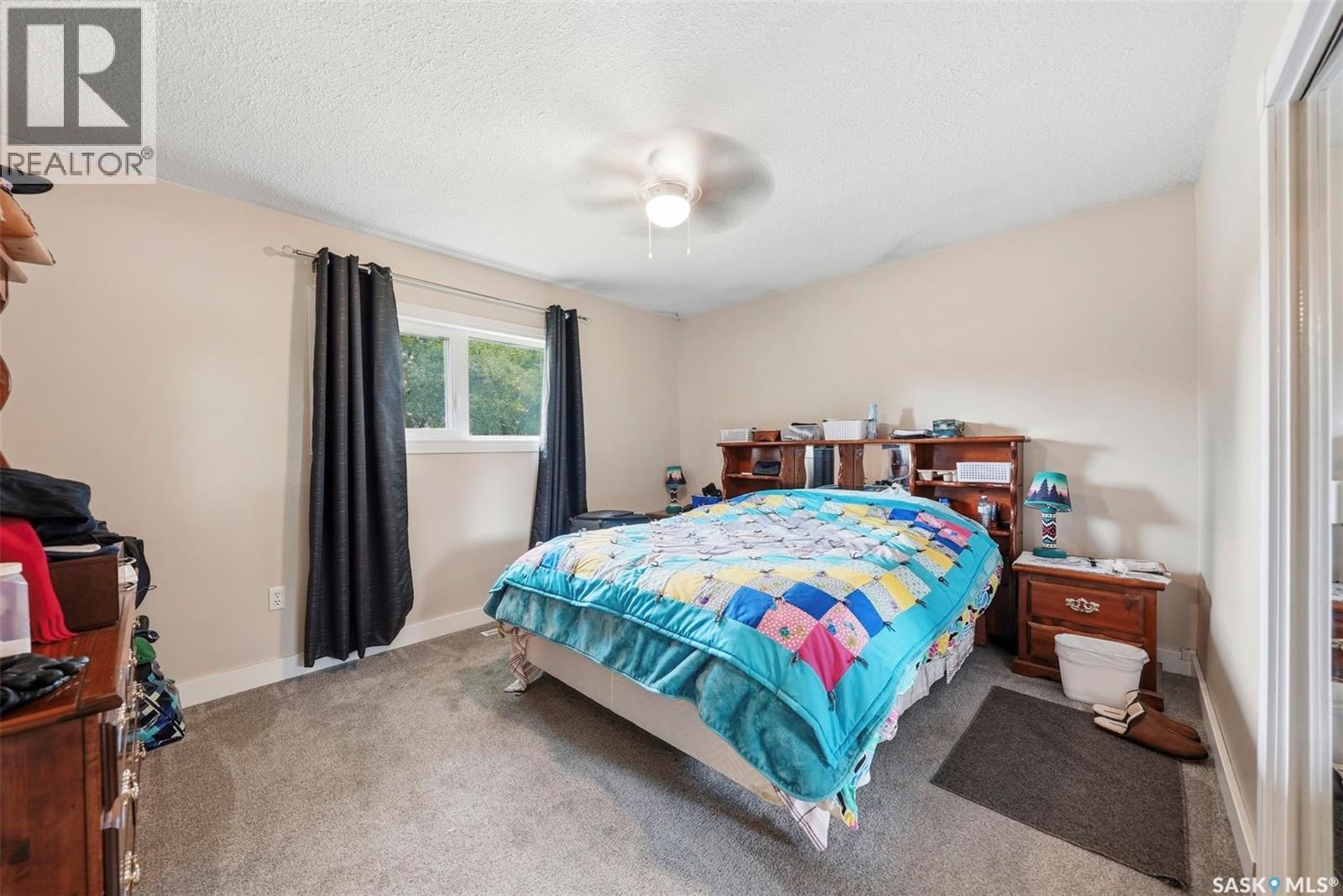 685 River STREET E - 13