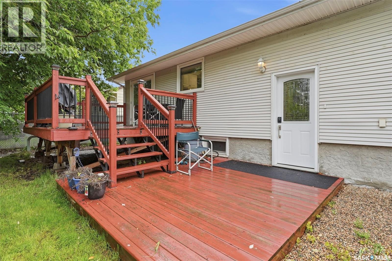 685 River STREET E - 26