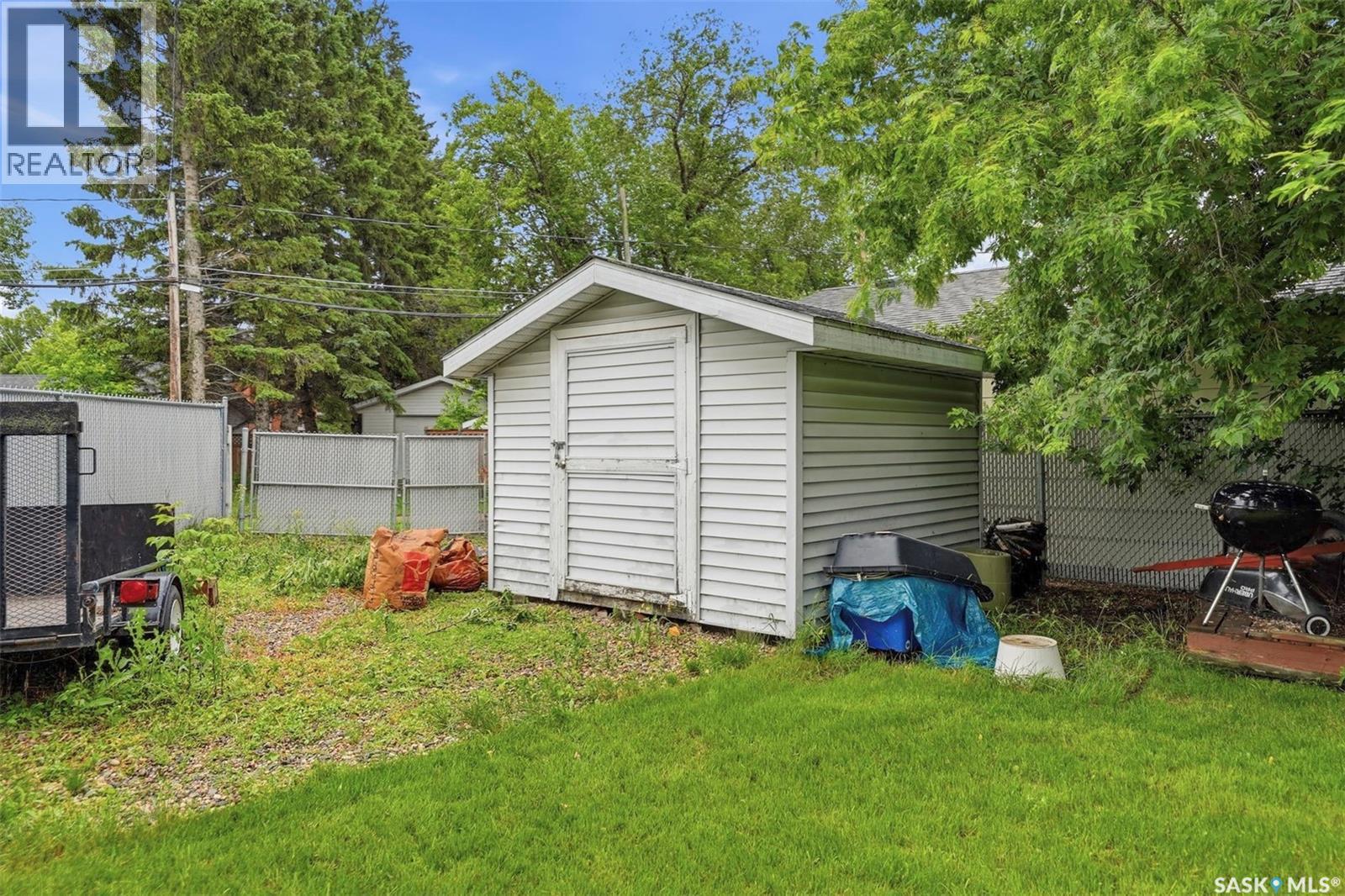 685 River STREET E - 30