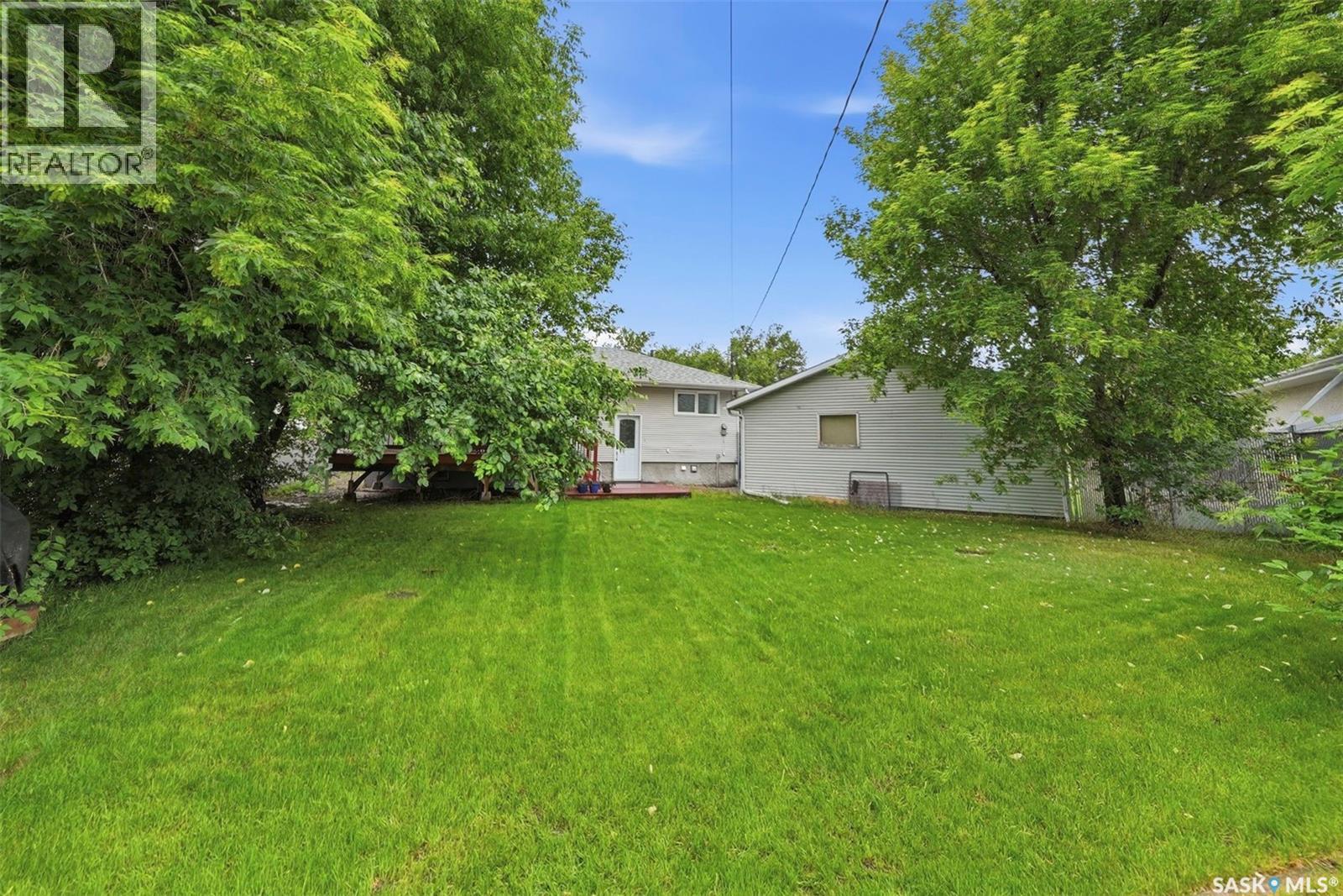 685 River STREET E - 34