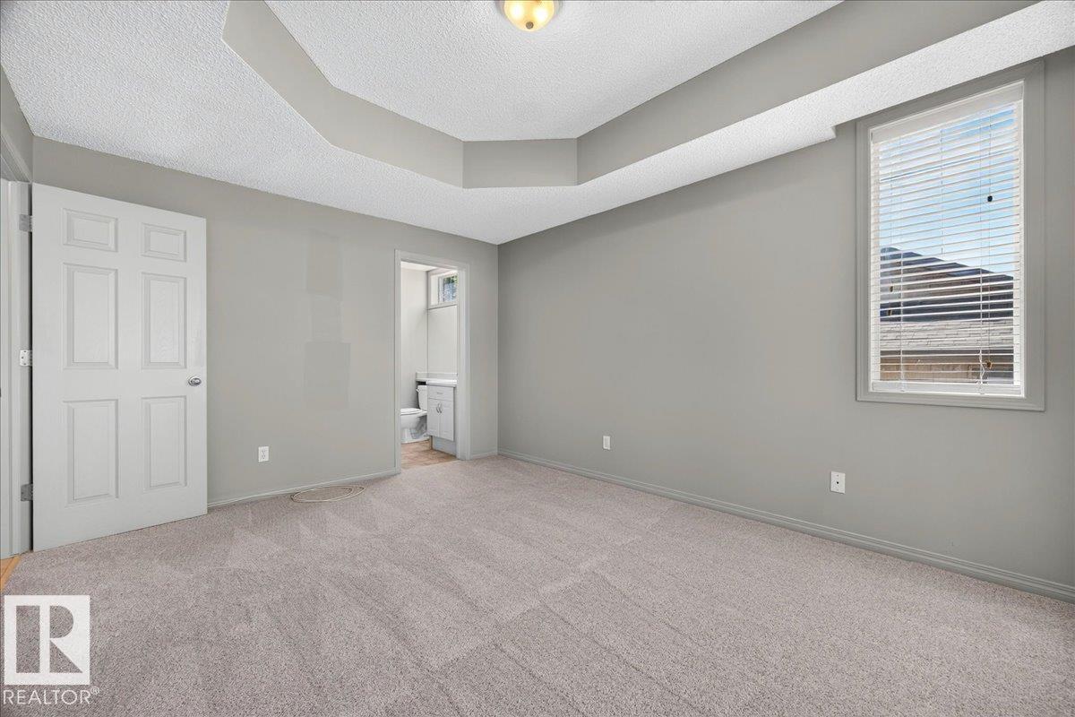 #20 4821 TERWILLEGAR CM NW - 35