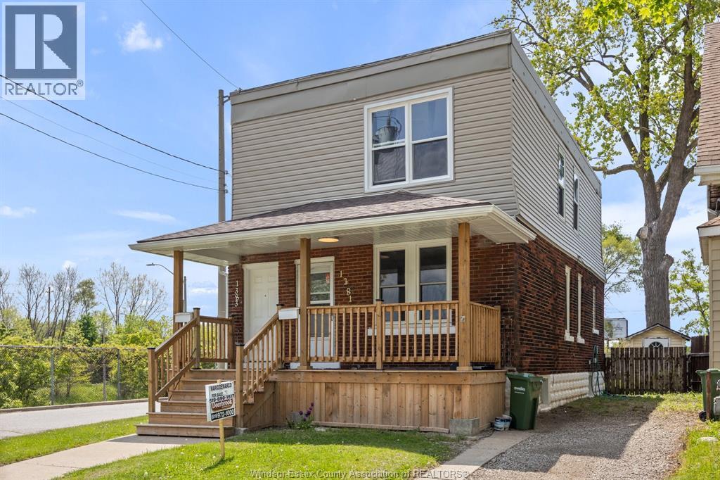 1381-83 WELLINGTON - 1