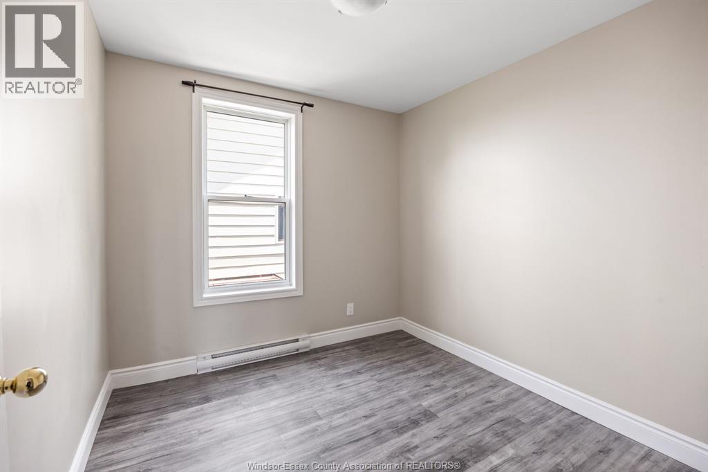 1381-83 WELLINGTON - 17
