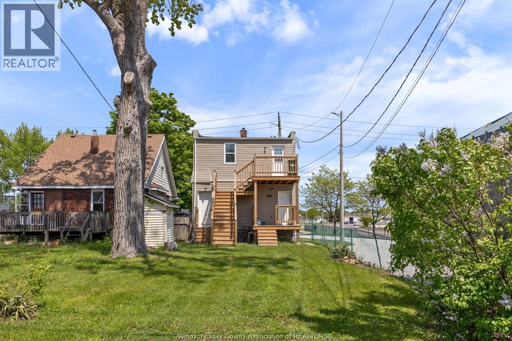 1381-83 WELLINGTON - 23