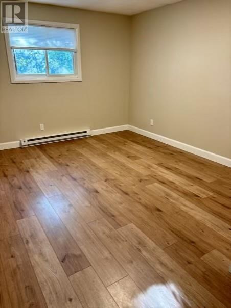 1371 Falconbridge Road - 11