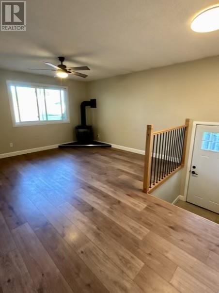 1371 Falconbridge Road - 14