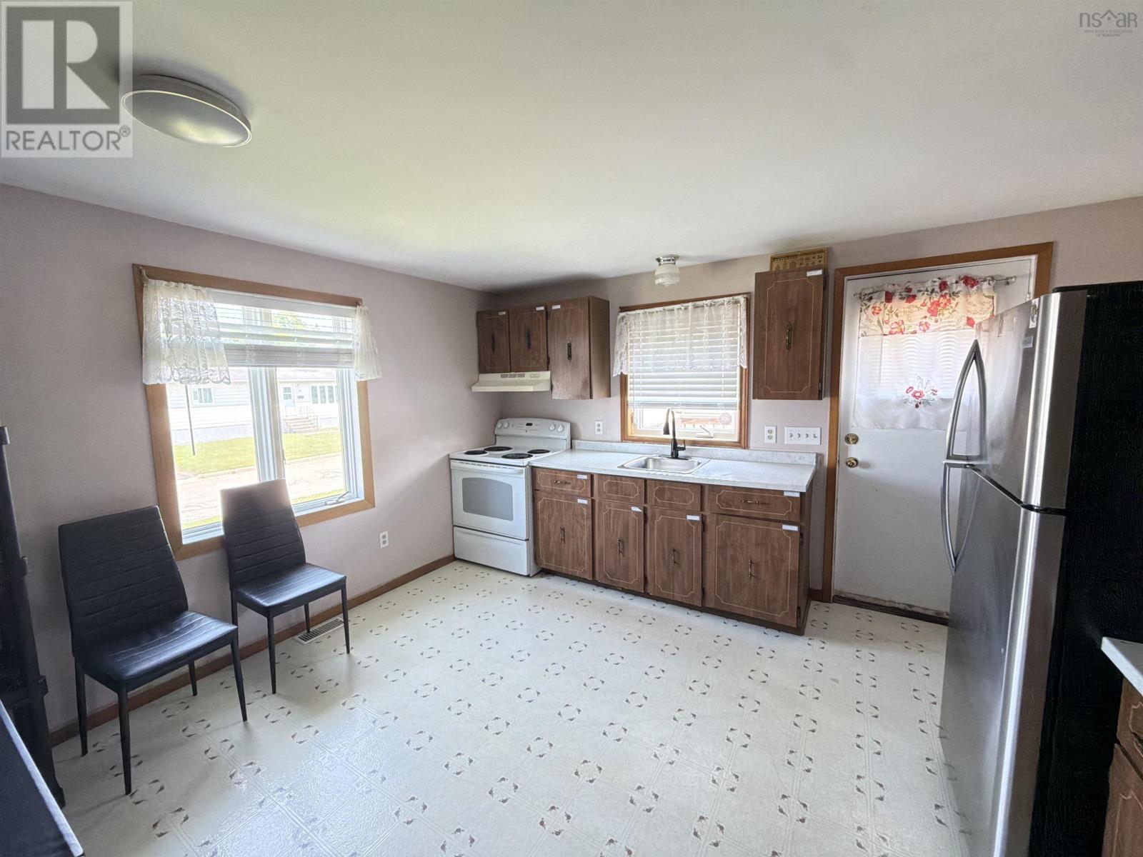Property 8 of 22 of 84 Tillock Drive