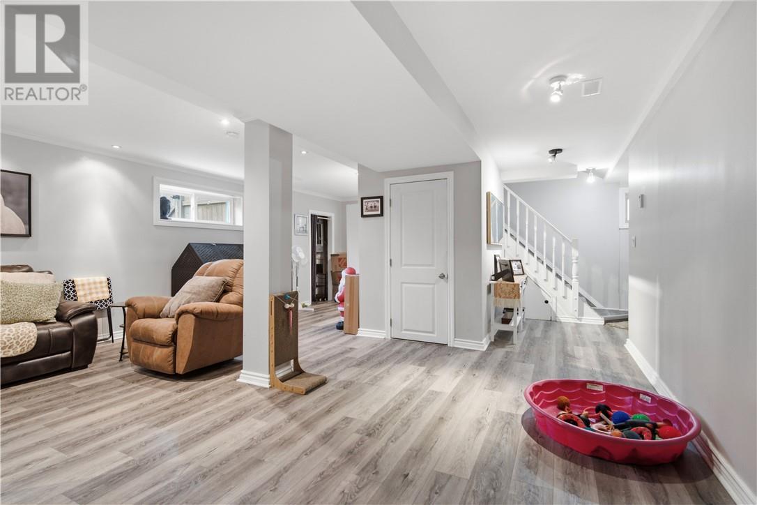 1365 Main Street - 32