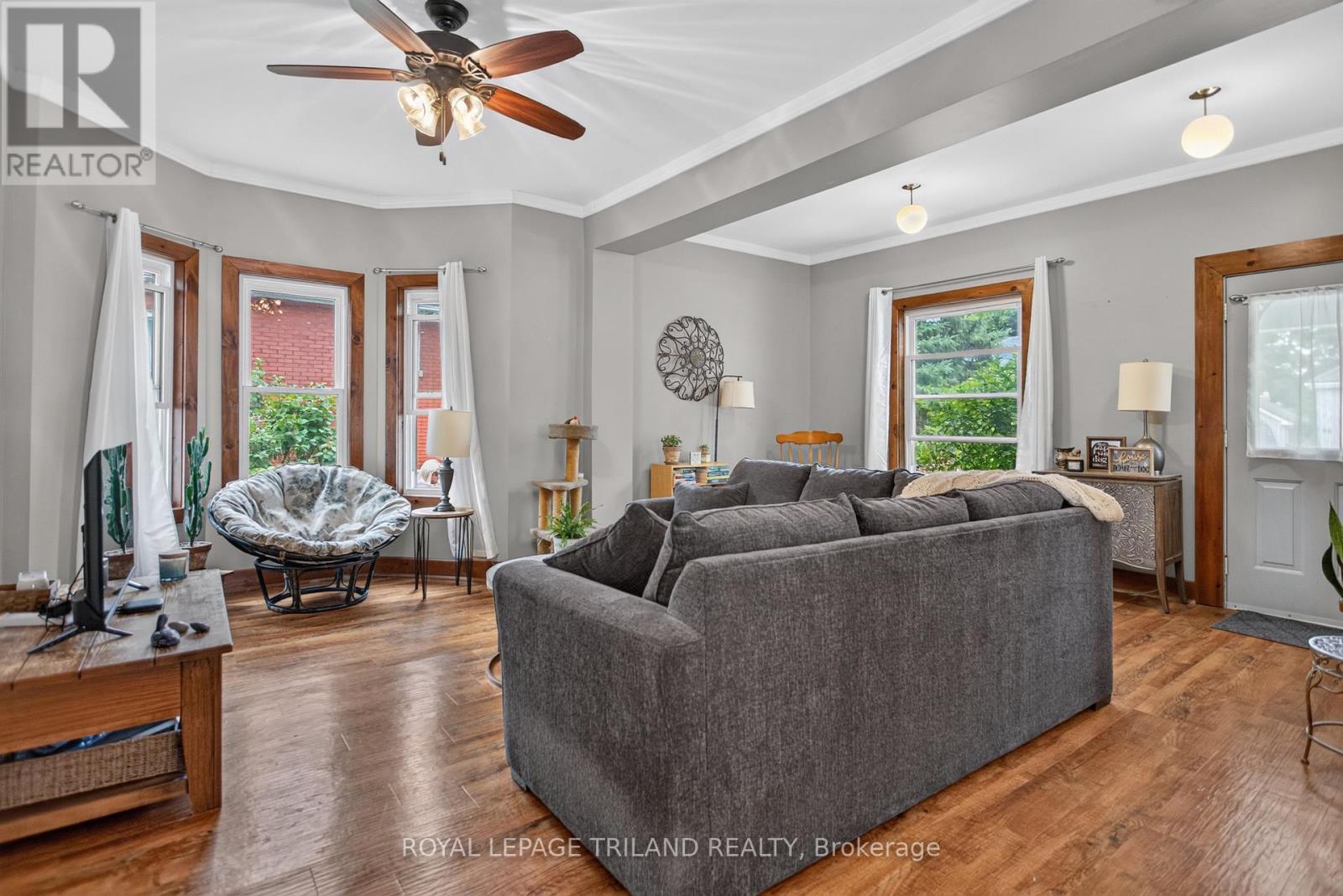 87 CHESTNUT STREET - 11