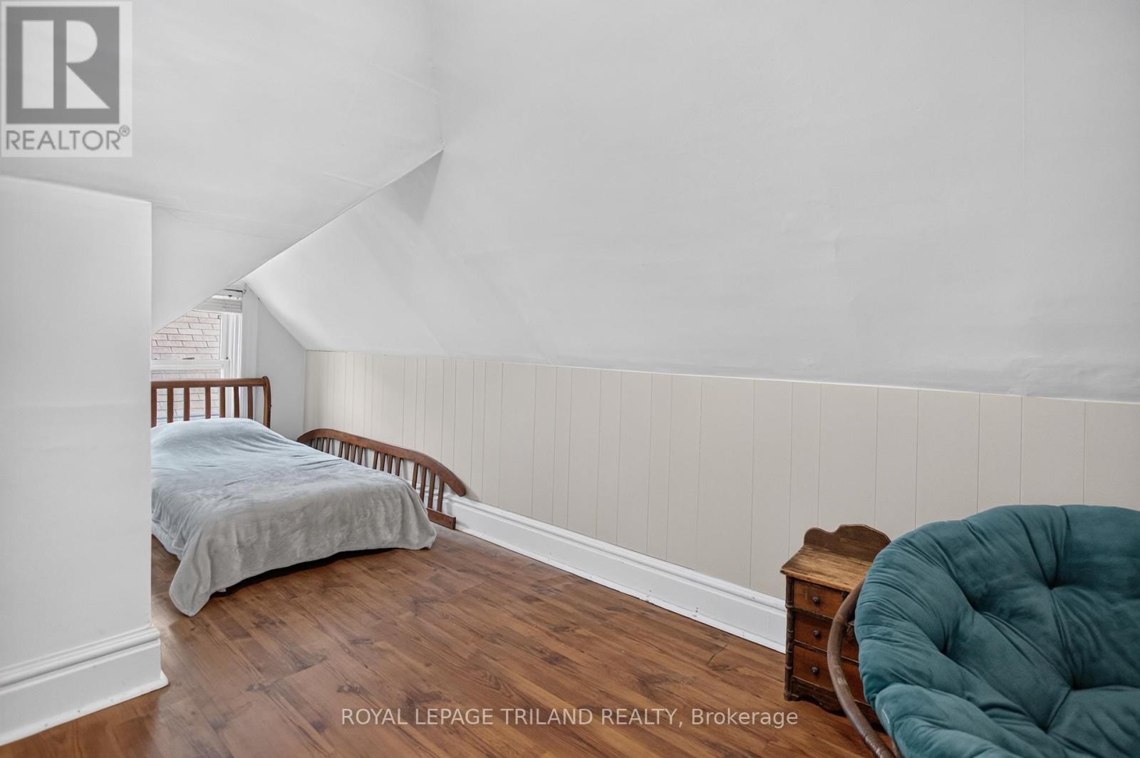 87 CHESTNUT STREET - 29