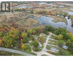 382 Riverbank Lane, photo 2