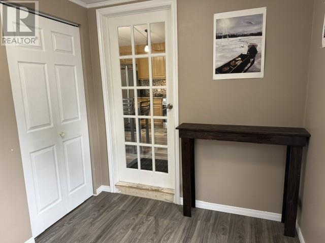 8 Davis Crescent - Image 3