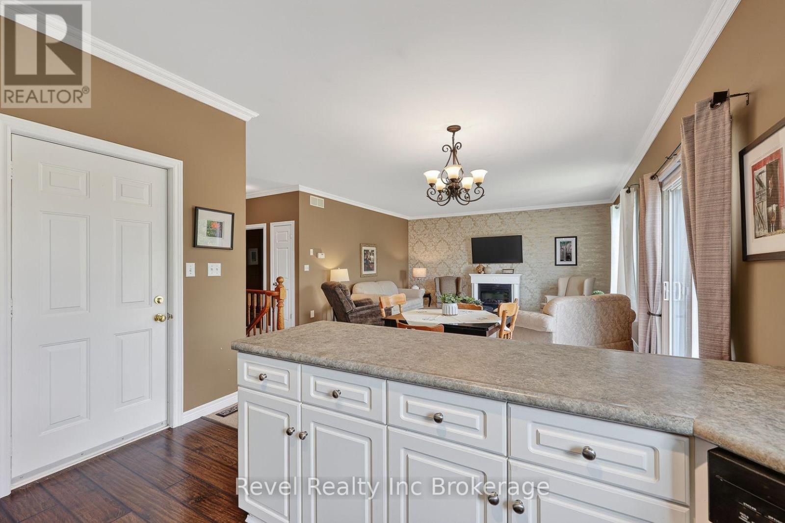 125 FERGUSON DRIVE - 23