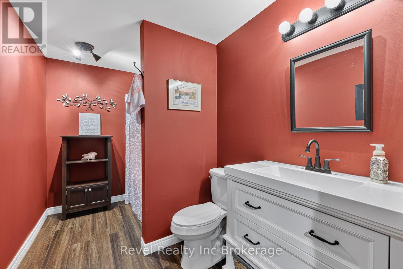 125 FERGUSON DRIVE - 27
