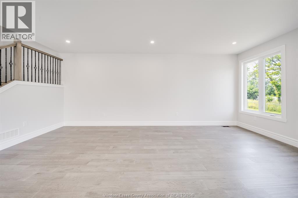56 NOBLE COURT - 11