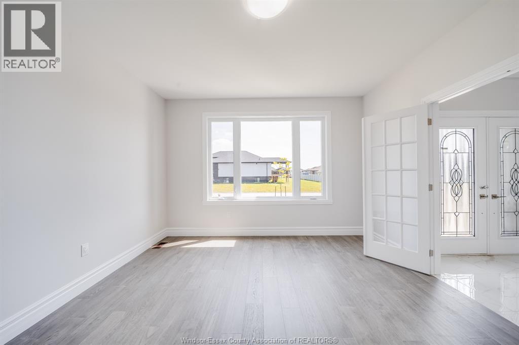 56 NOBLE COURT - 5