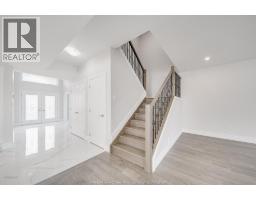 Mud room - 56 Noble Court, Amherstburg, ON N9V0G8 Photo 12