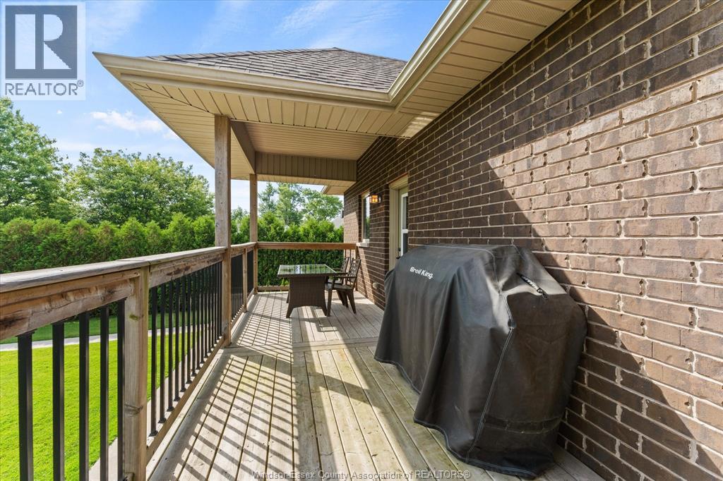 402 COUNTY RD 34 West - 17