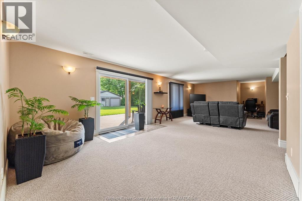 402 COUNTY RD 34 West - 22
