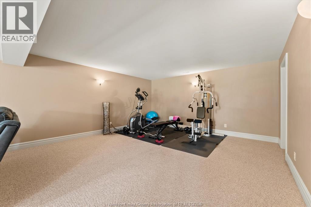 402 COUNTY RD 34 West - 27