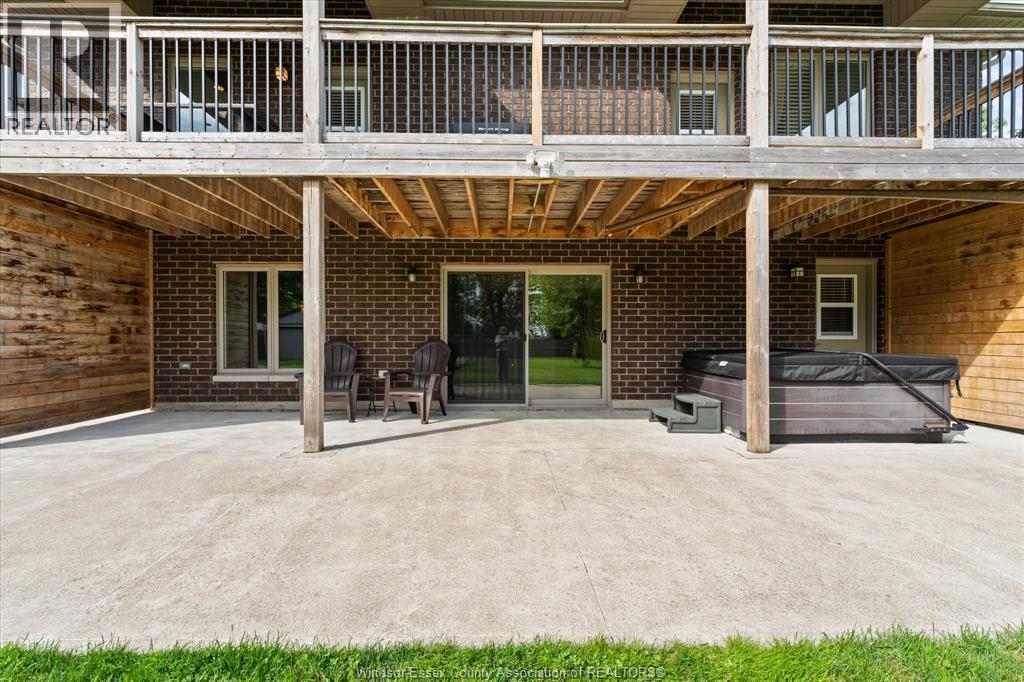 402 COUNTY RD 34 West - 36
