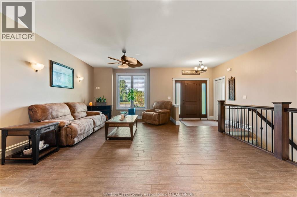 402 COUNTY RD 34 West - 8