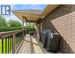 402 County Rd 34 West, North Ridge, ON N8M2X5 Photo 17