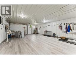 402 County Rd 34 West, North Ridge, ON N8M2X5 Photo 41