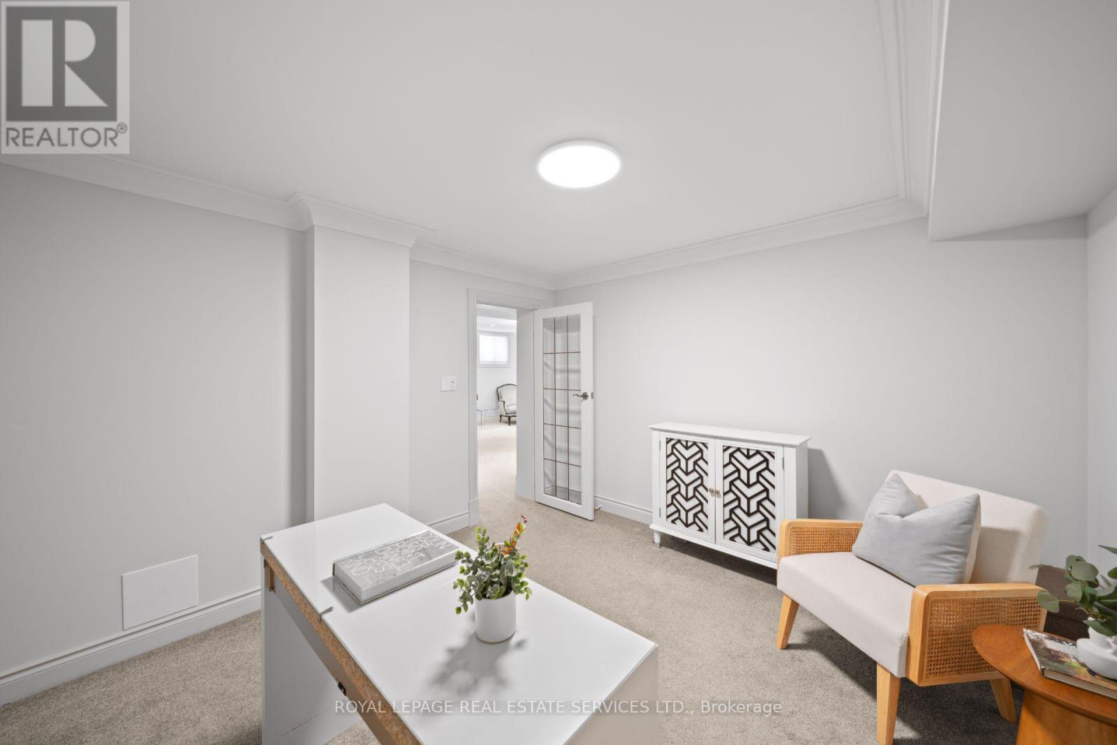 1592 ISLINGTON AVENUE - 36