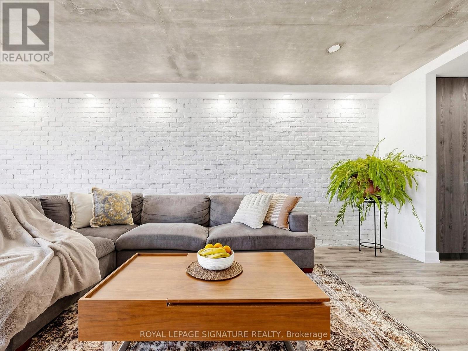 #1603 705 KING STREET W - 4