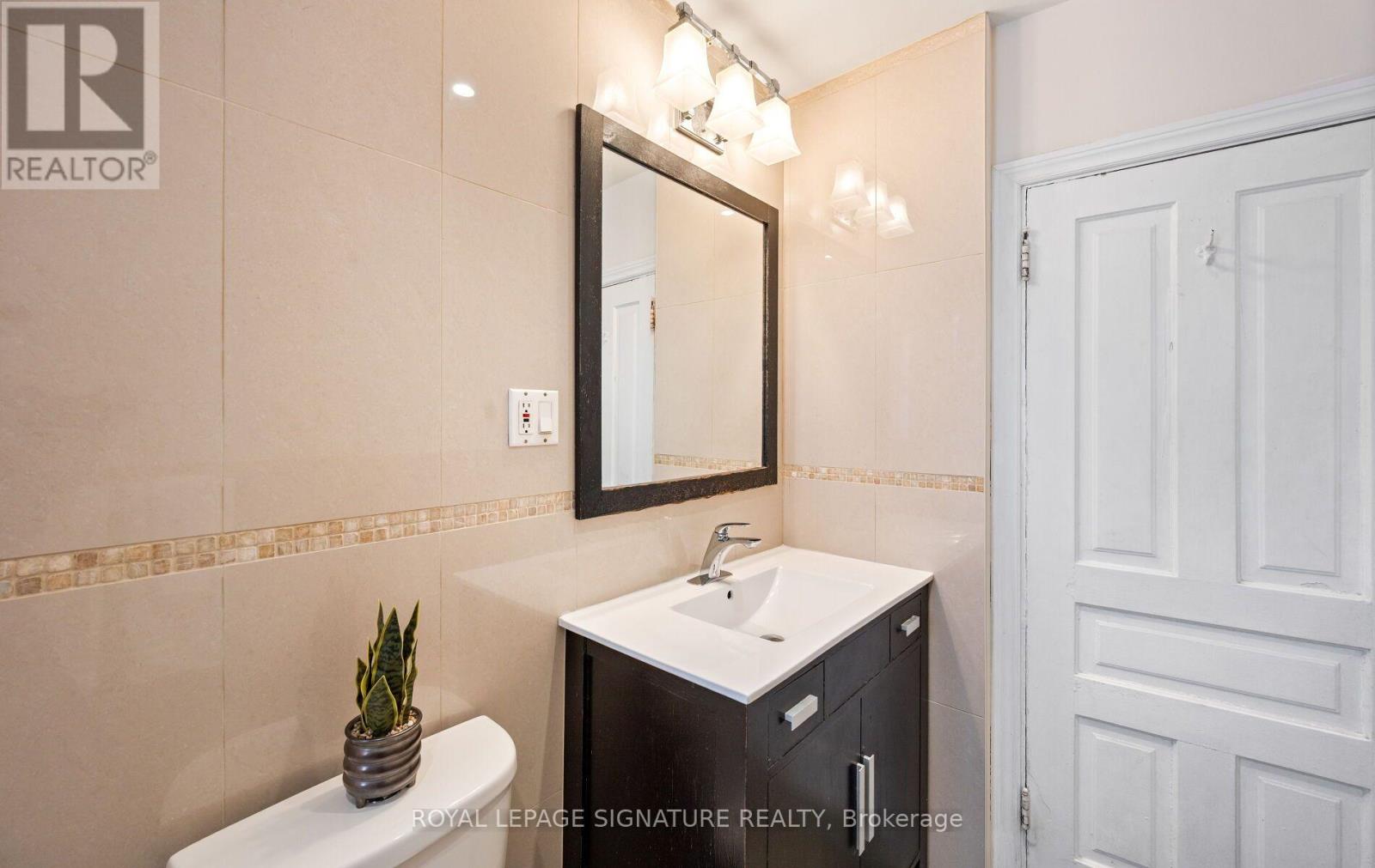 222 MELITA AVENUE - Image 19
