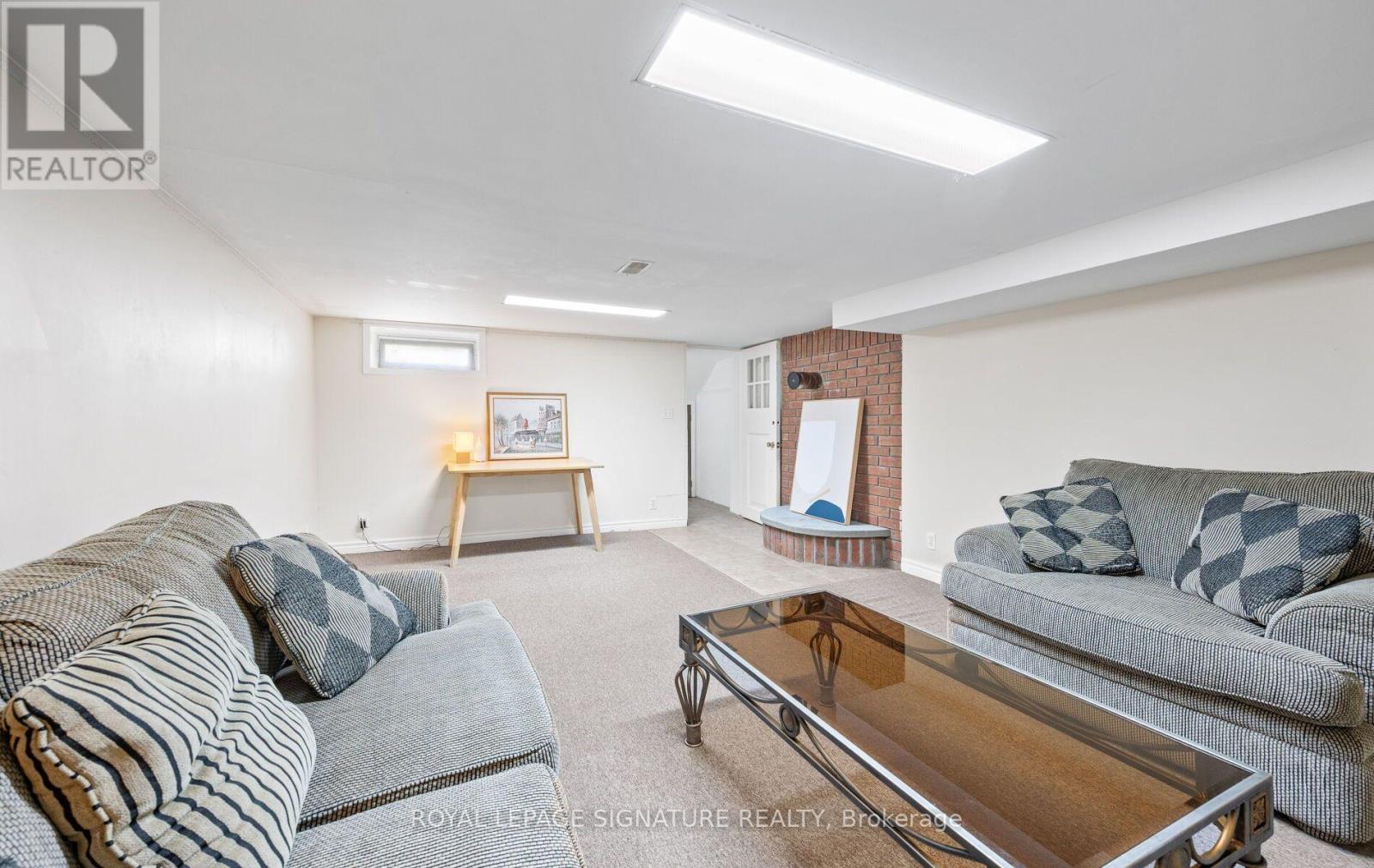 222 MELITA AVENUE - Image 33